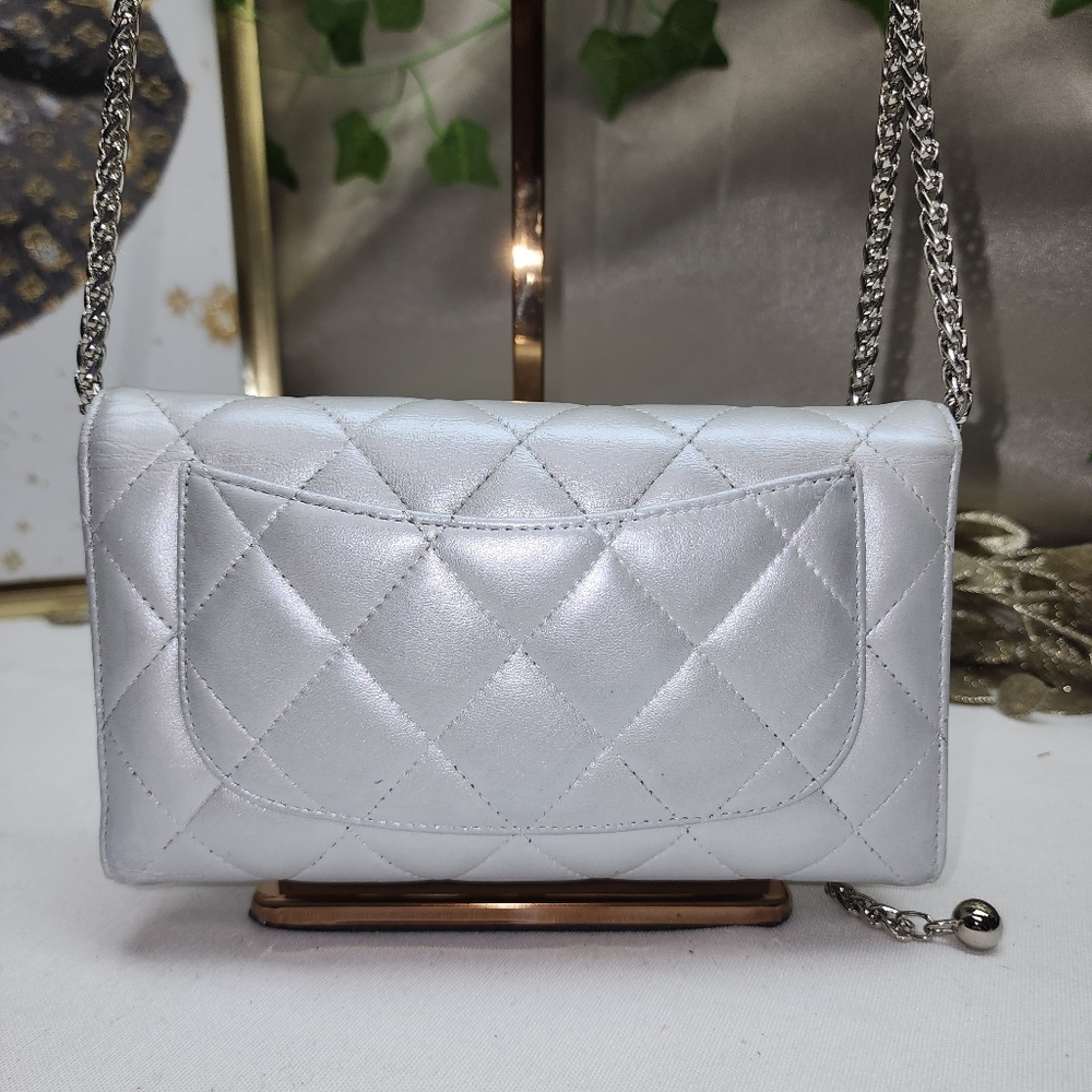 Authentic Chanel Timeless/Classique Matelasse Lam… - image 3